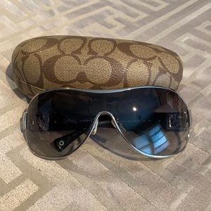 Coach sunglasses. Great condition.